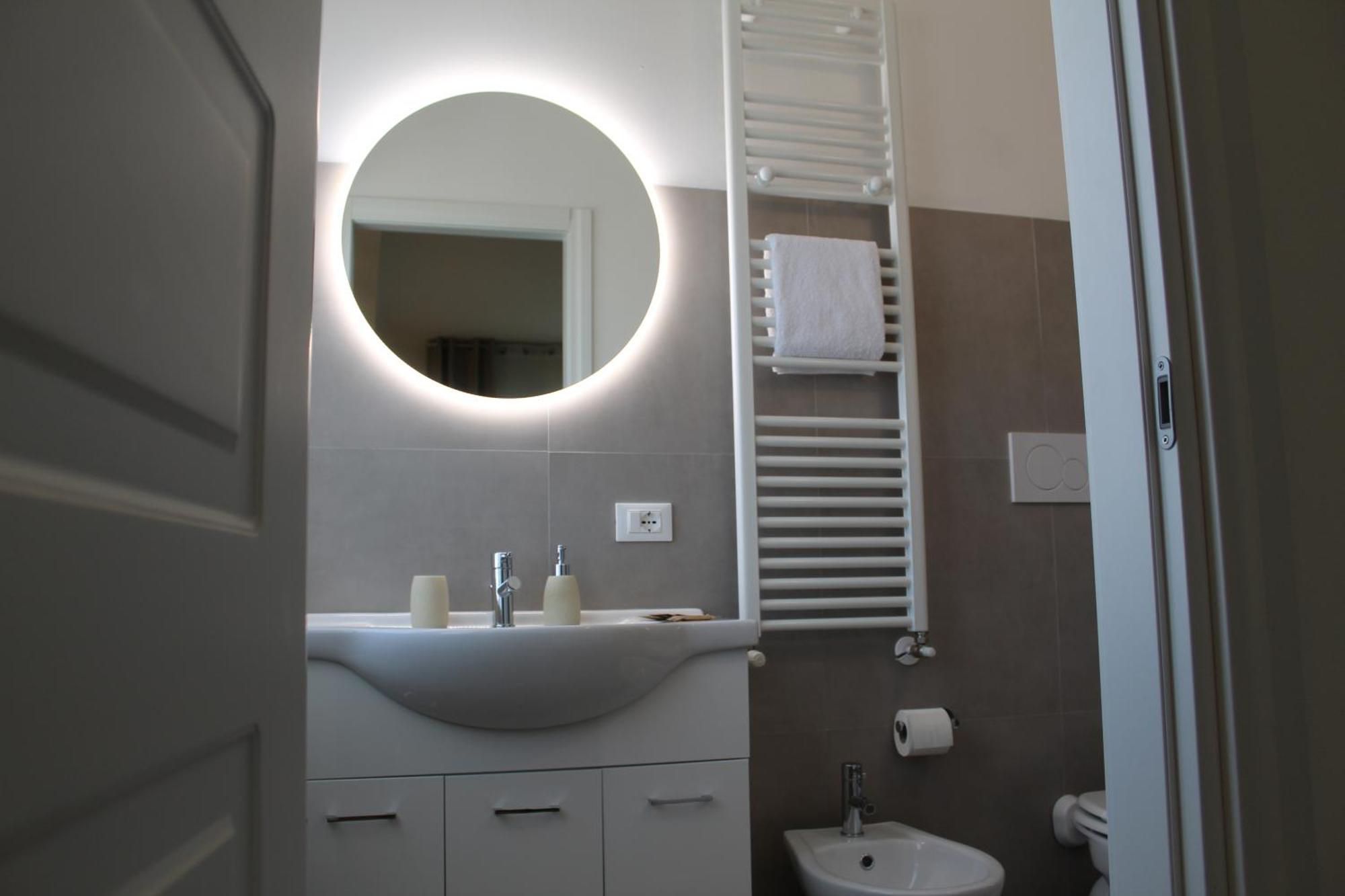 Villa Forte Salvi - Rooms Peschiera del Garda Exterior foto