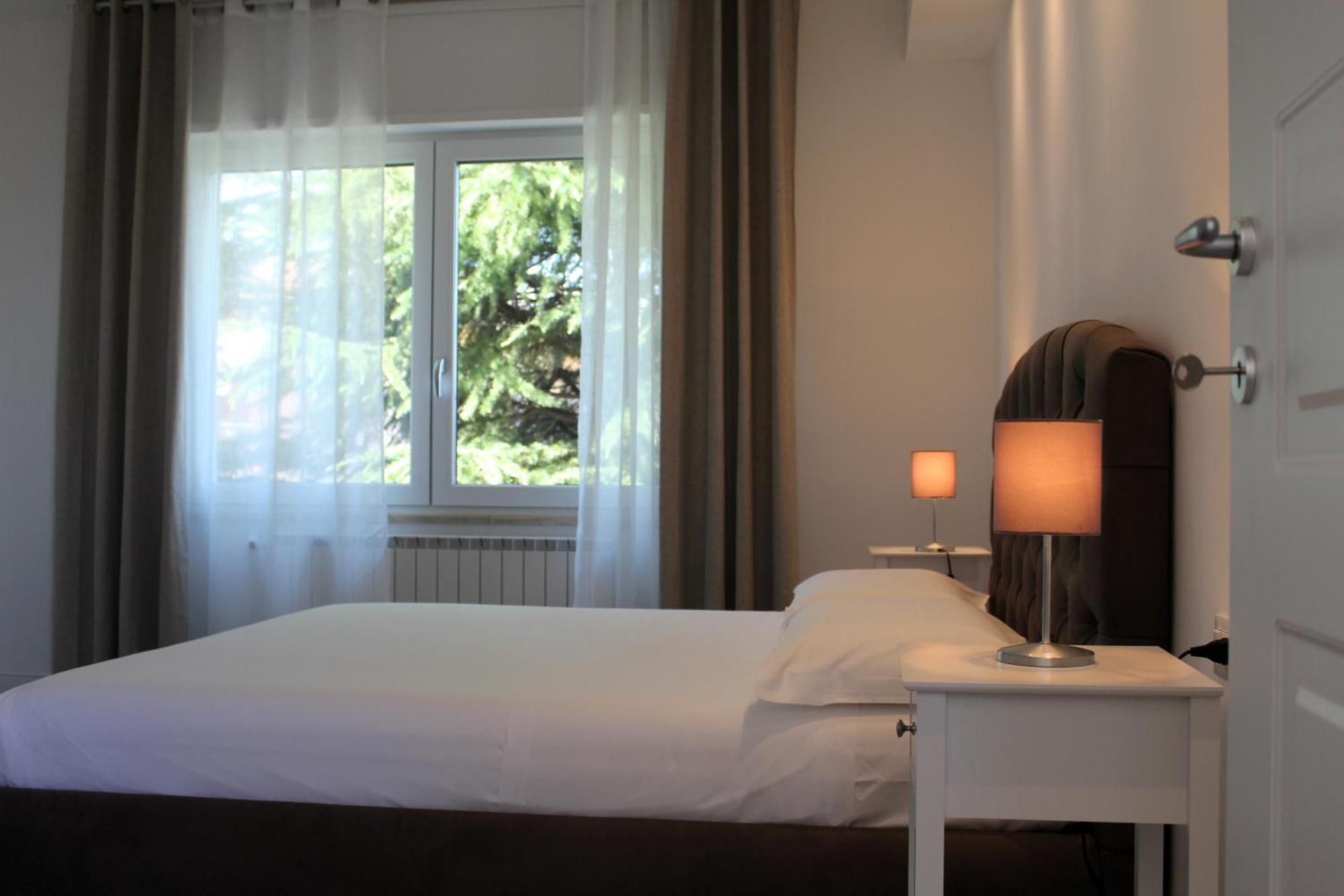 Villa Forte Salvi - Rooms Peschiera del Garda Exterior foto
