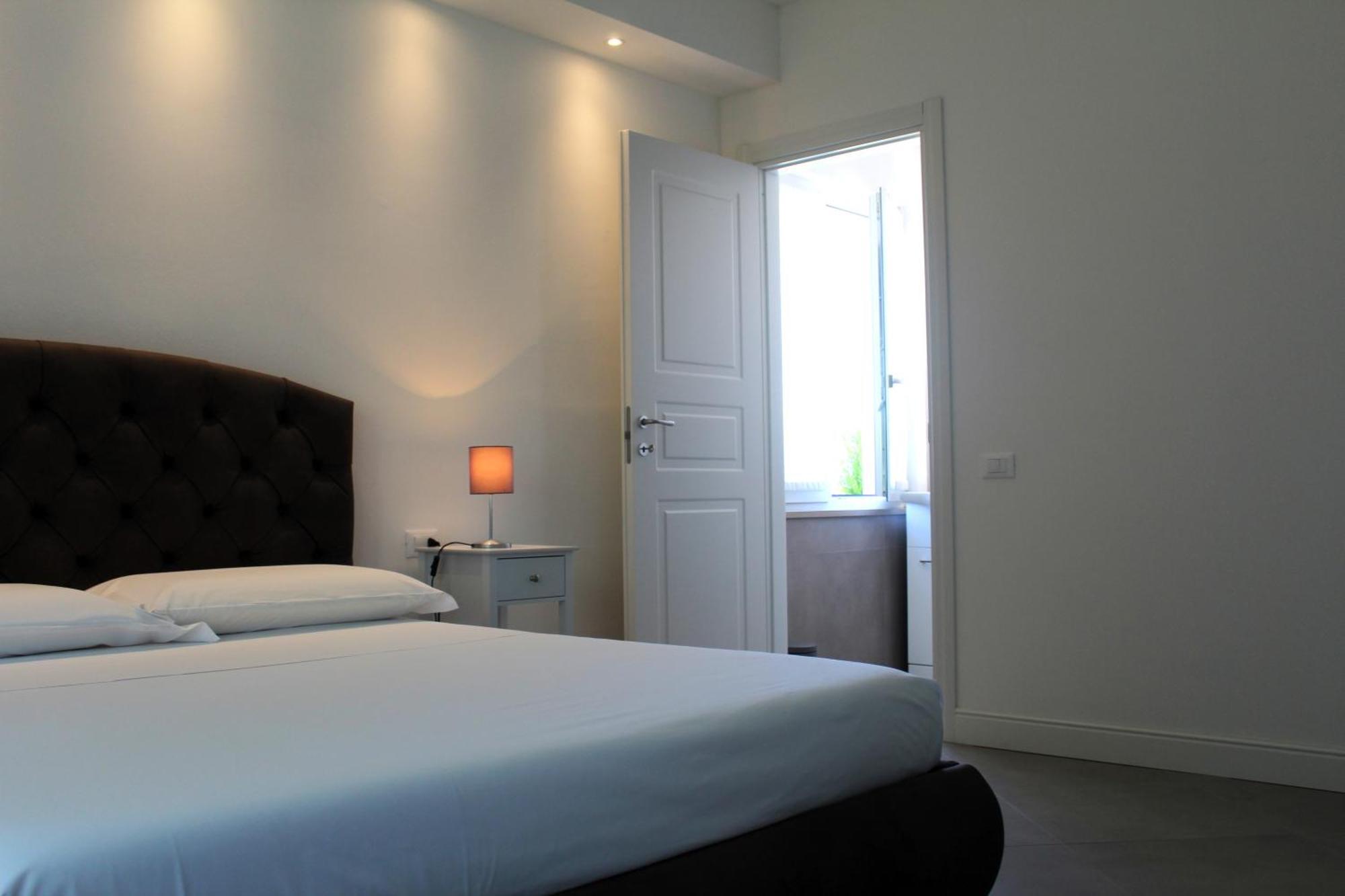 Villa Forte Salvi - Rooms Peschiera del Garda Exterior foto